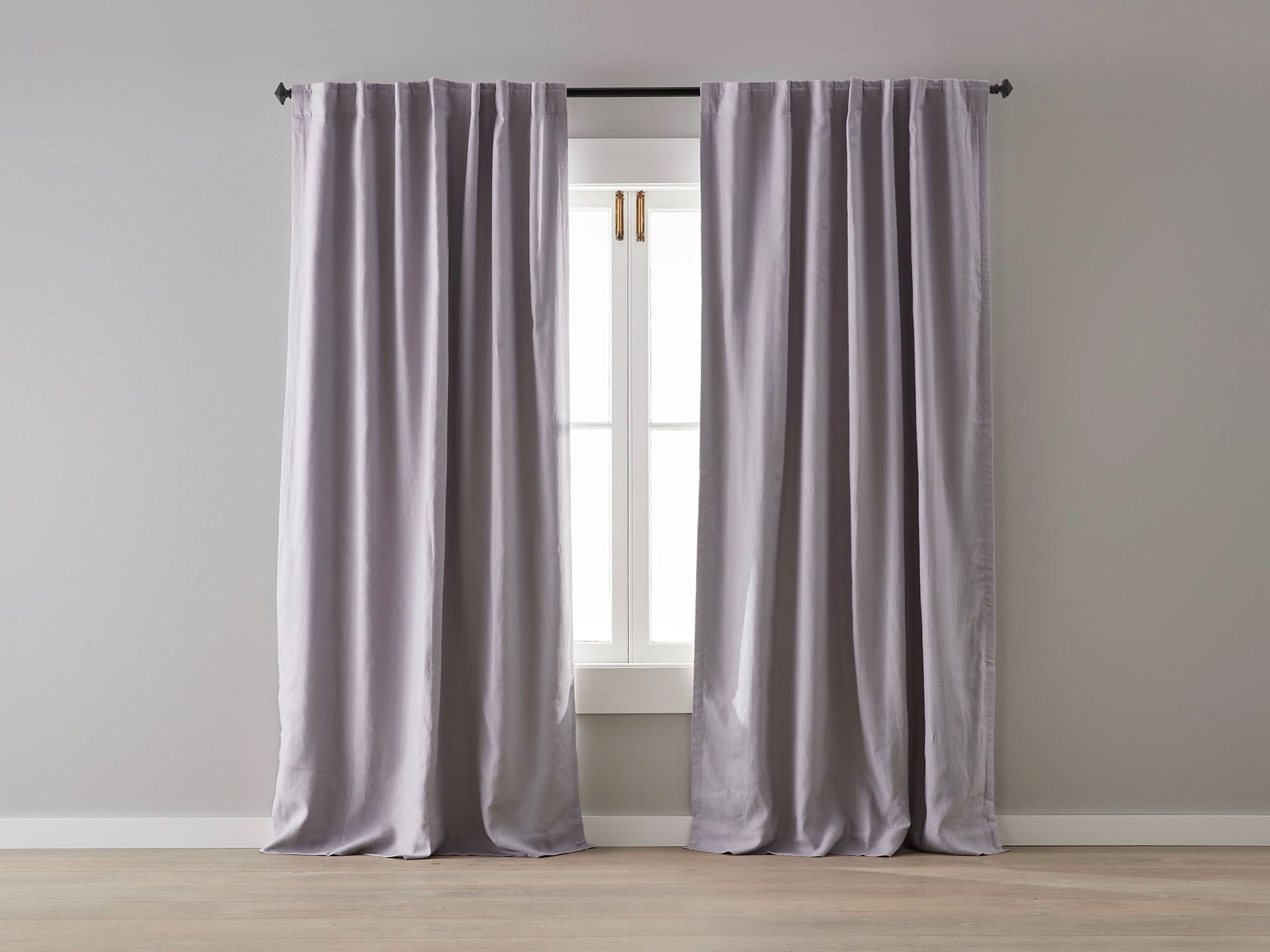Leuvia. Lilac Linen Blockout Curtain